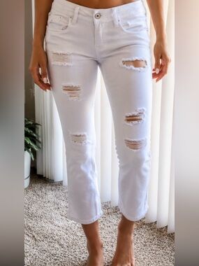 DOLLHOUSE CAPRIS